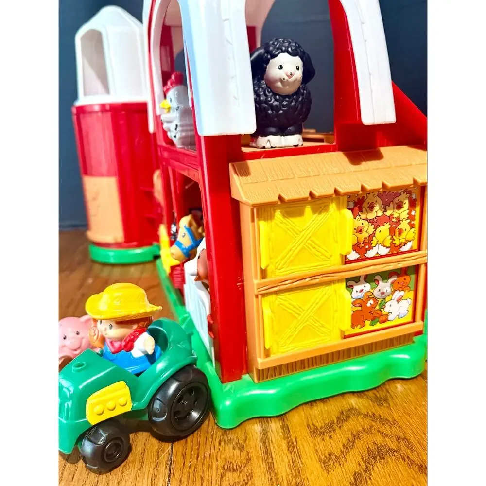 FP Little People Animal Sounds 2005 farmer tractor 4 animals sounds barn works
